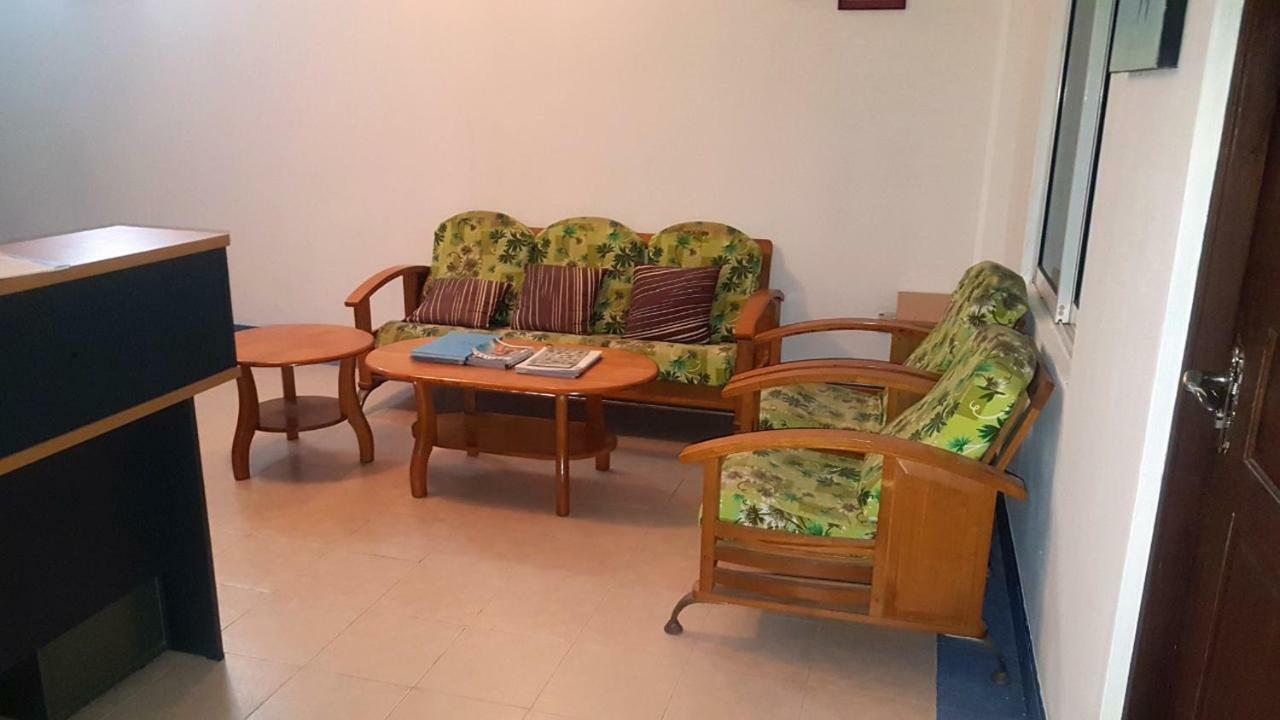Dharavandhoo Stay Esterno foto